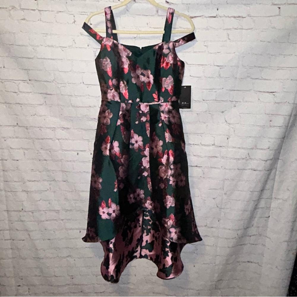 Aiden‎ Aiden Mattox Metallic Jacquard High Low Dress size 2 NWT